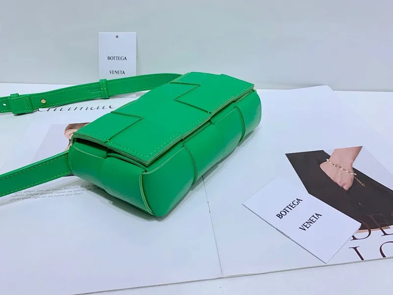 All categories 💚 Authentic bags 💚 BV 2025 new BV crossbody bag